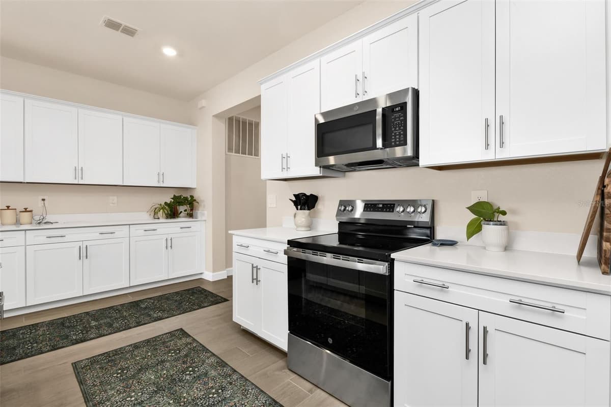 8472 SHORE LAKE DRIVE — photo 14 of 40