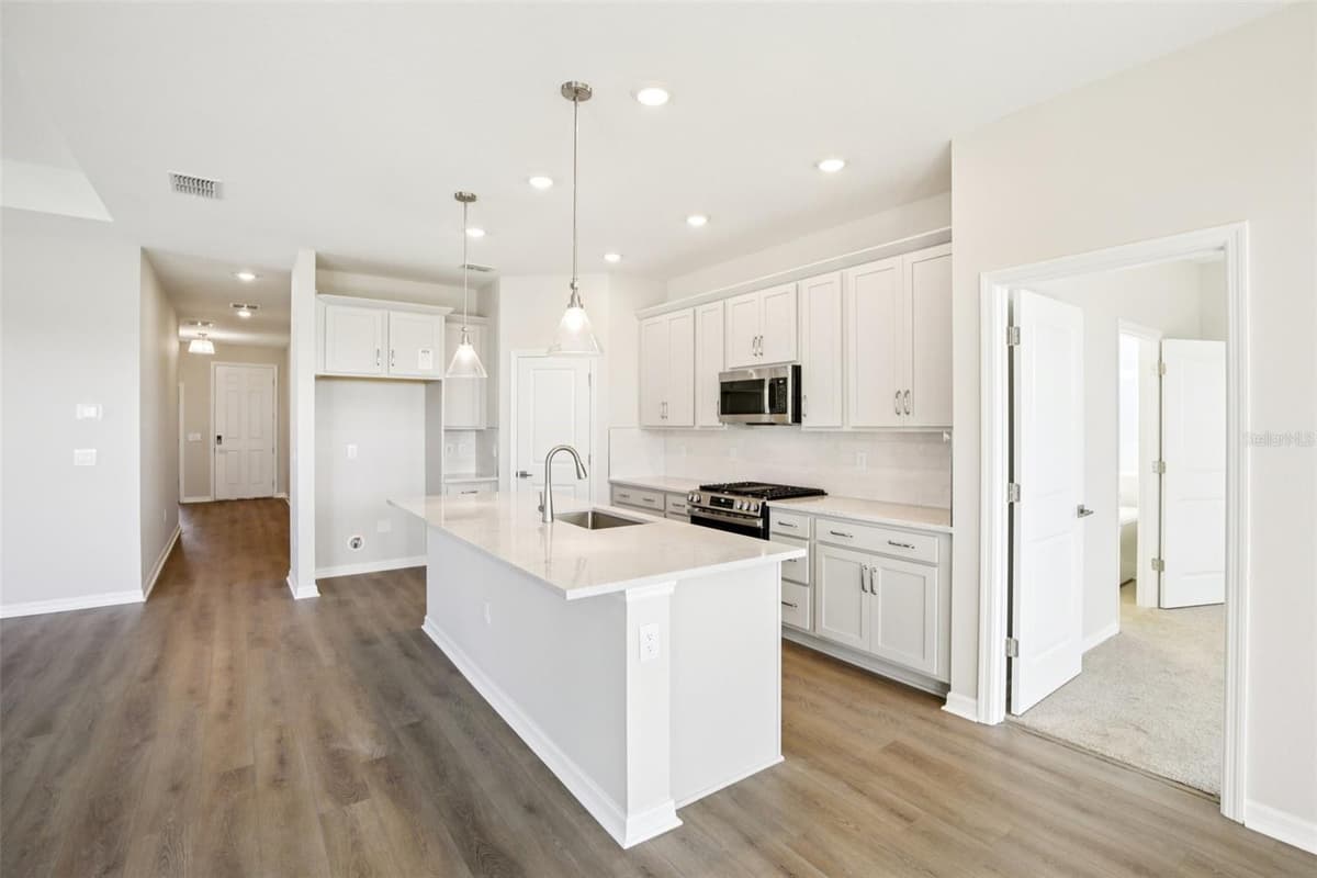 5911 FRESH FLORA DRIVE — photo 9 of 15