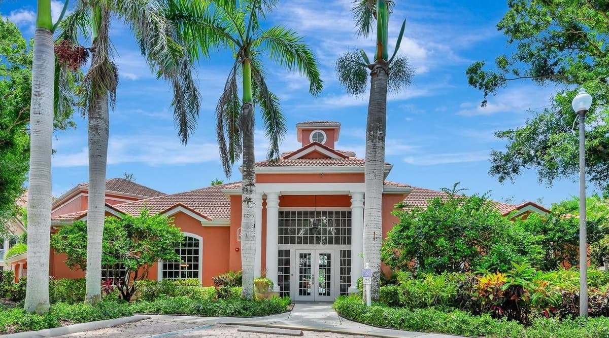 4138 CENTRAL SARASOTA PARKWAY — photo 15 of 19