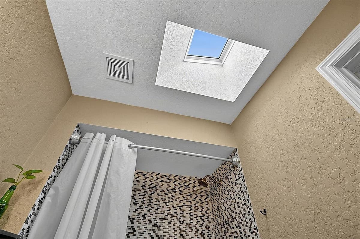 43 BAY SPRING PLACE — photo 30 of 71