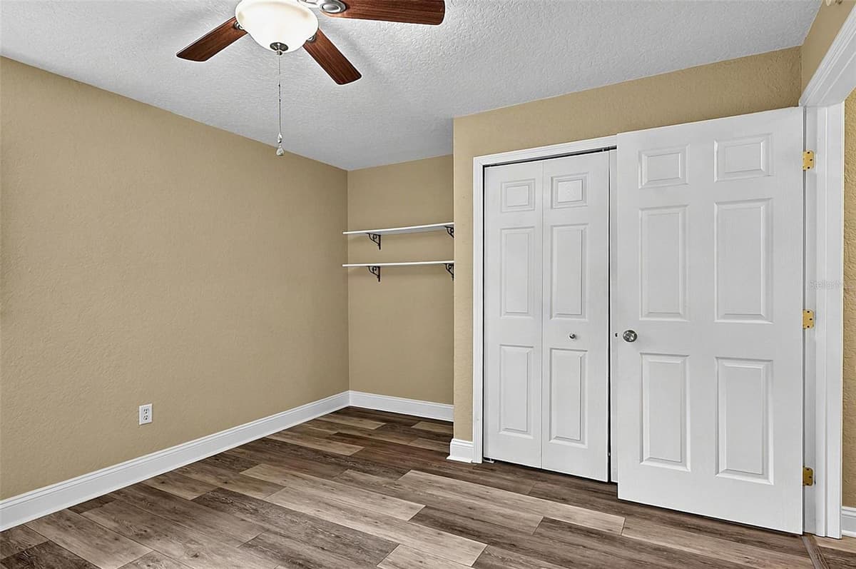 43 BAY SPRING PLACE — photo 37 of 71