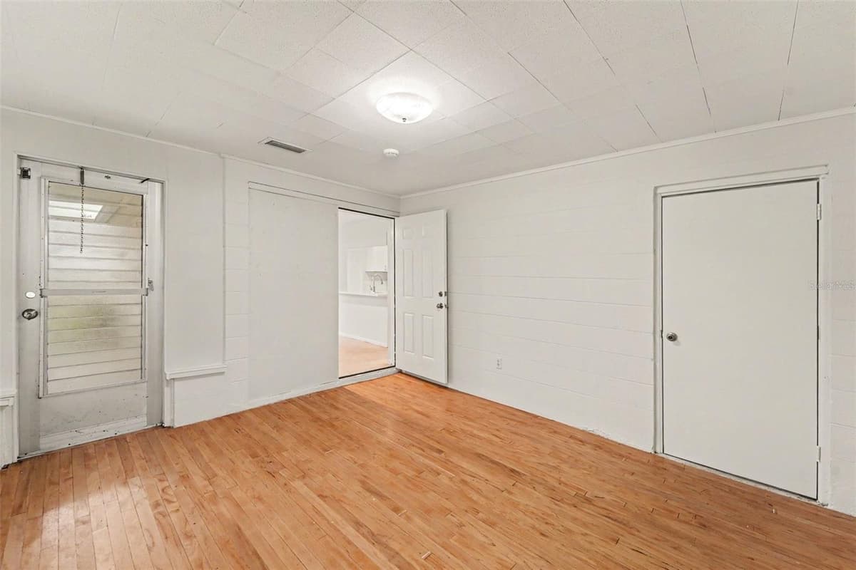 3536 KIMBERLY OAKS DRIVE — photo 16 of 31