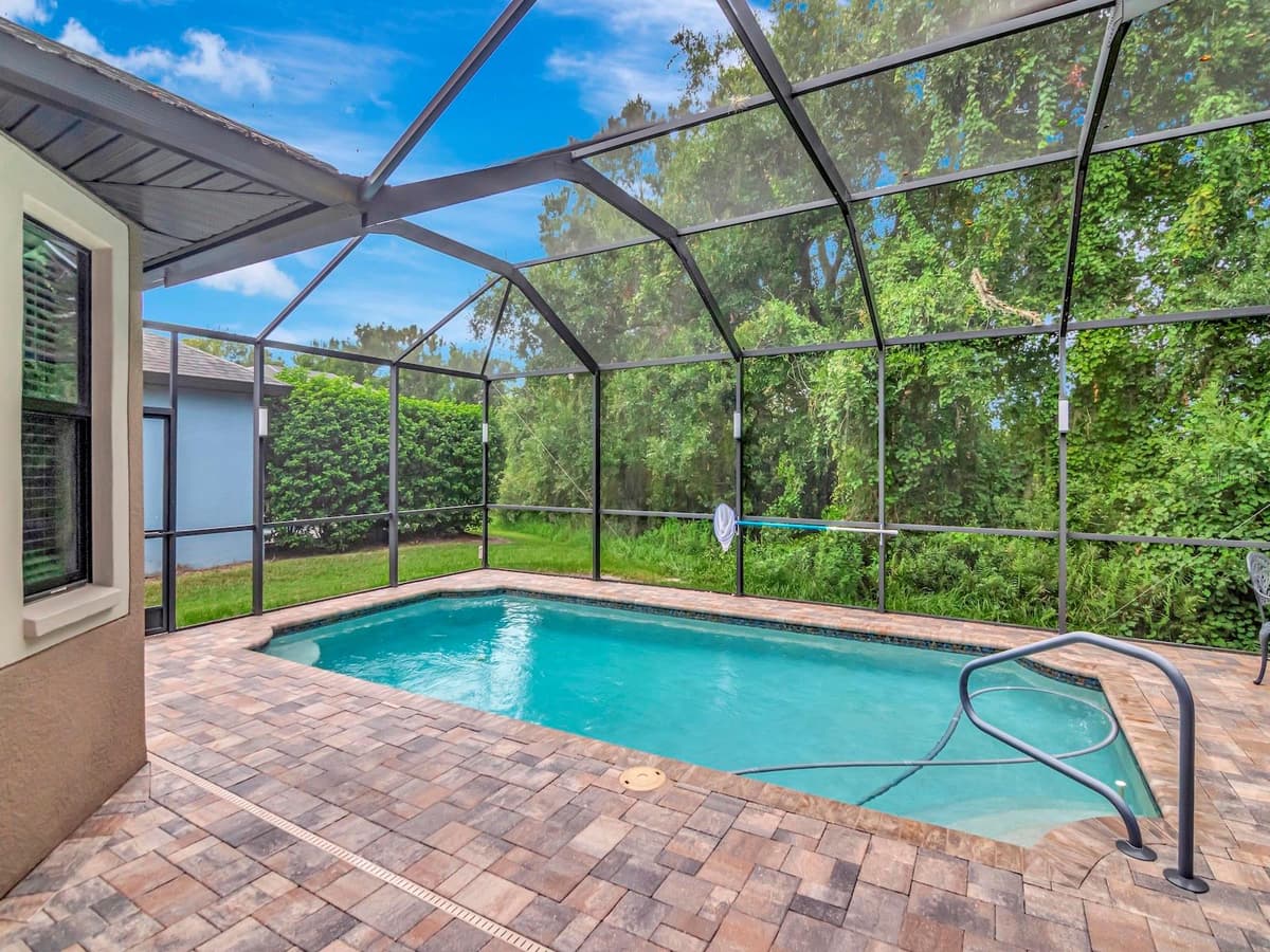 8213 SUMMER BROOK COURT — photo 34 of 40