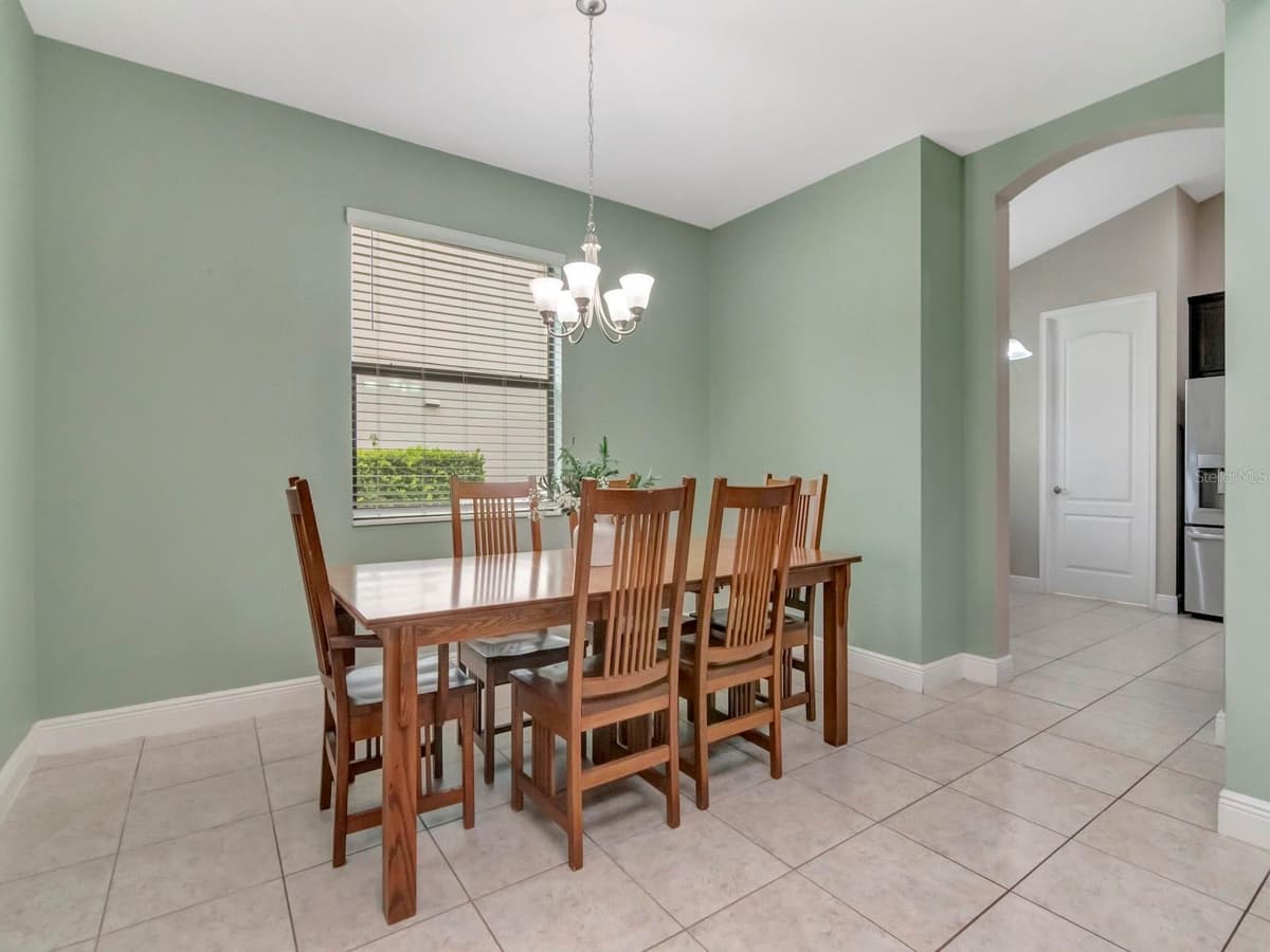 8213 SUMMER BROOK COURT — photo 19 of 40