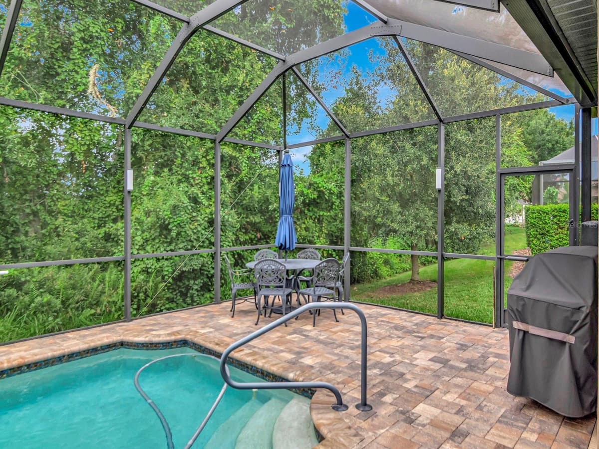 8213 SUMMER BROOK COURT — photo 35 of 40