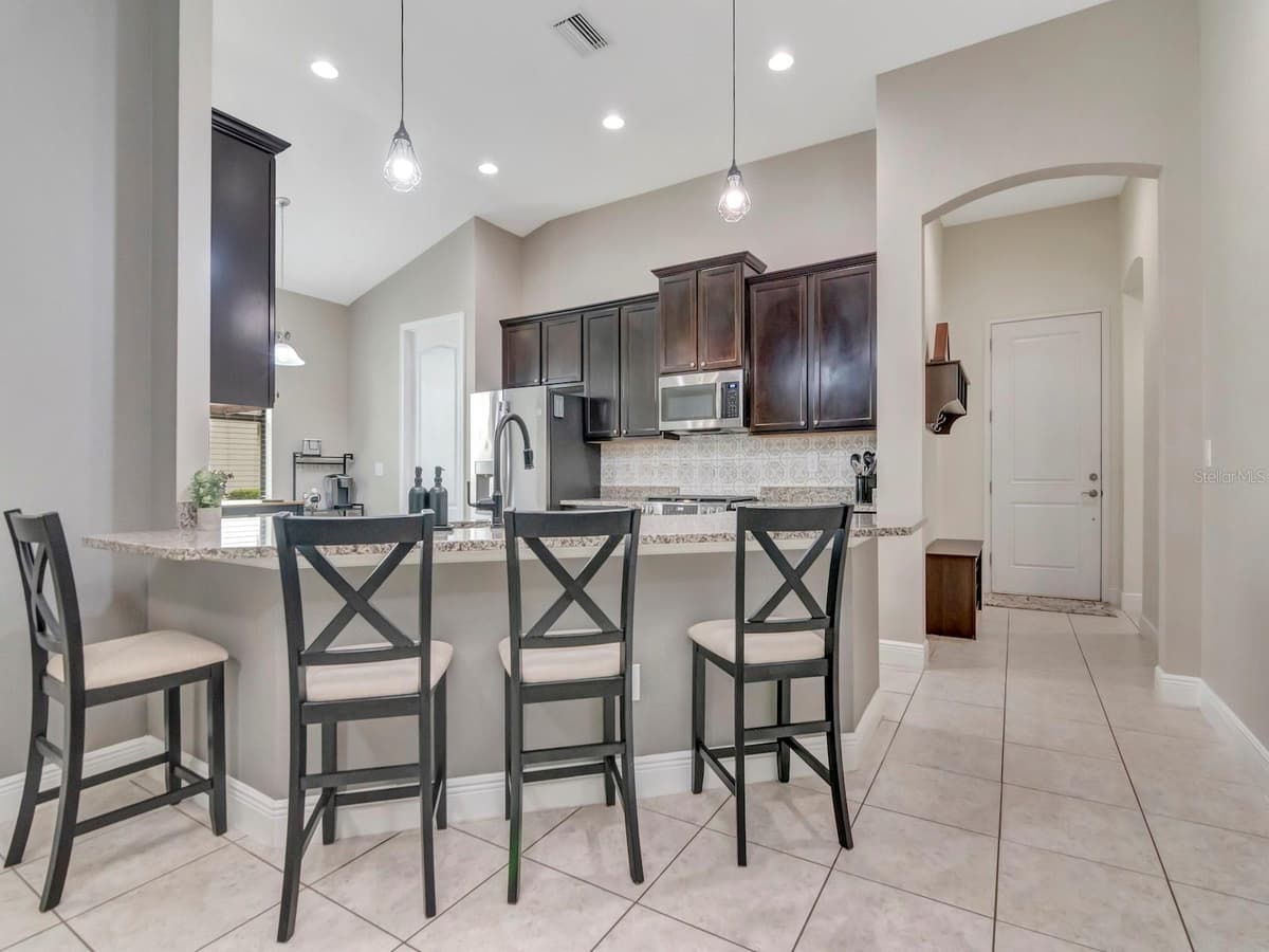 8213 SUMMER BROOK COURT — photo 20 of 40