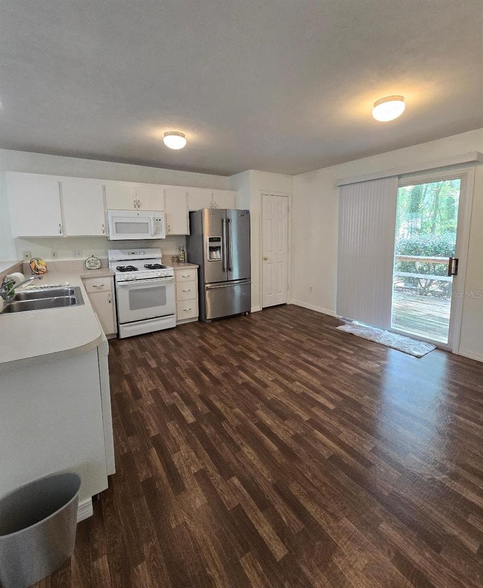 13607 135 DRIVE — photo 16 of 27