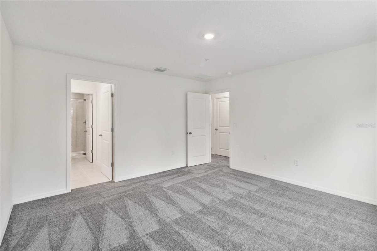 5213 LUISA COURT — photo 11 of 21