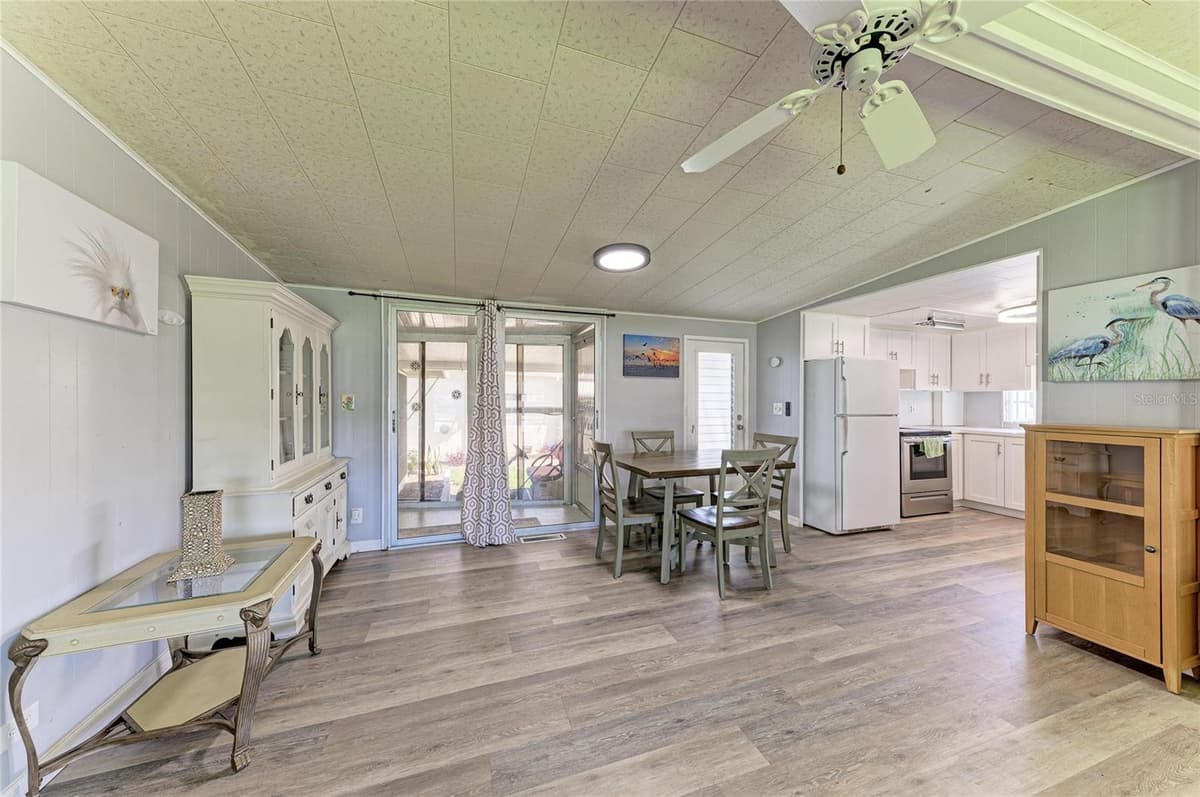 4924 OAKLAND HILLS AVENUE — photo 13 of 85