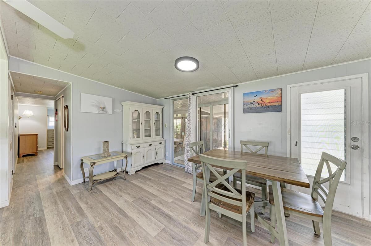 4924 OAKLAND HILLS AVENUE — photo 14 of 85