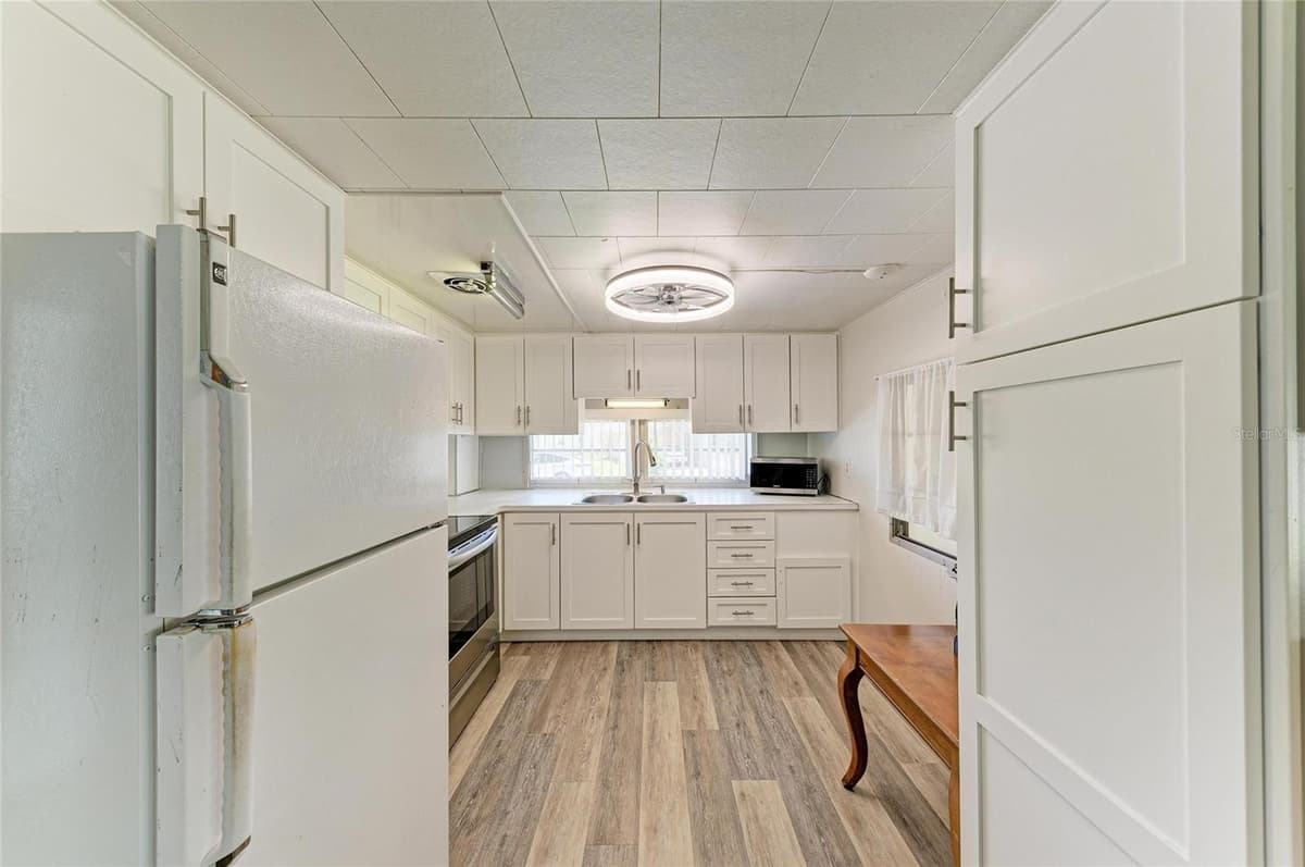 4924 OAKLAND HILLS AVENUE — photo 17 of 85