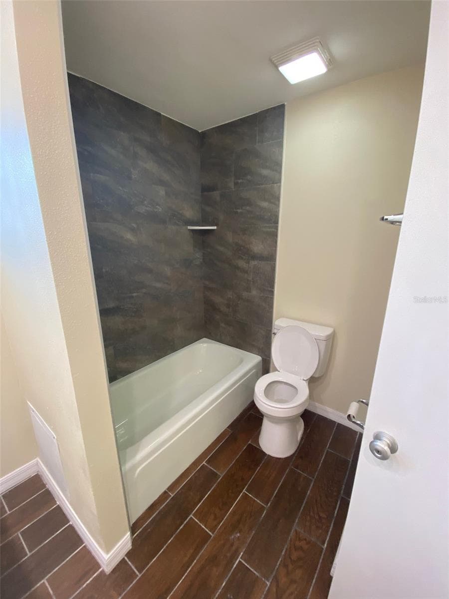 803 HASELTON STREET — photo 10 of 14