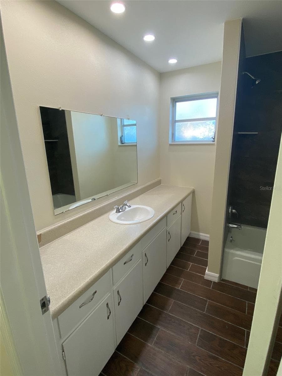 803 HASELTON STREET — photo 9 of 14