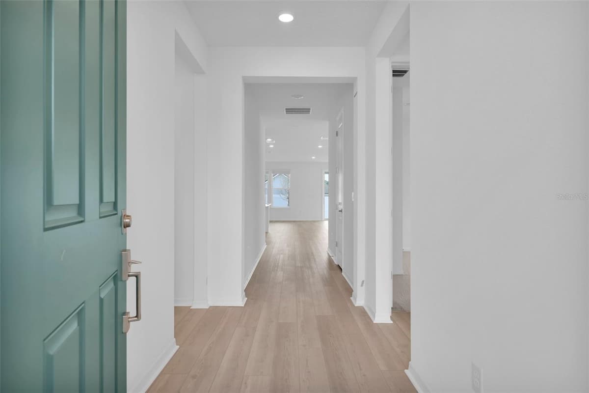 308 FISHTAIL PLACE — photo 7 of 26