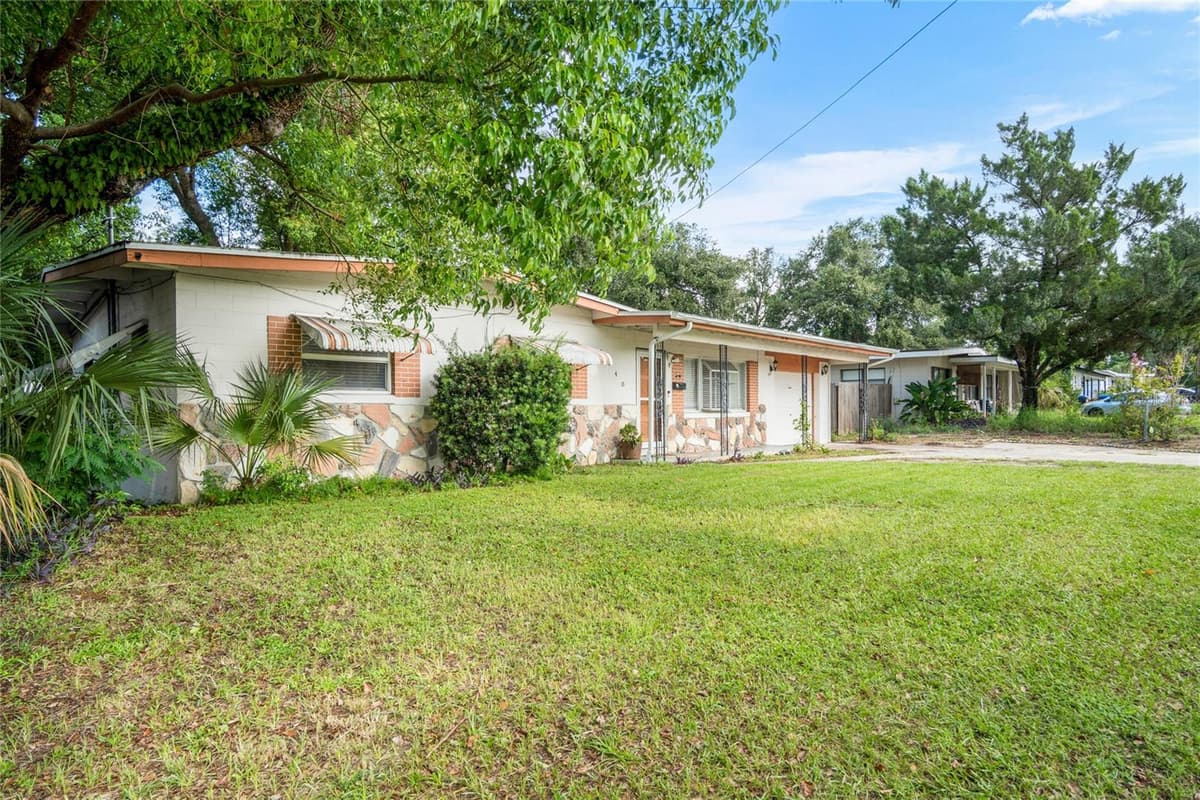 1840 POWERS DRIVE — photo 3 of 38