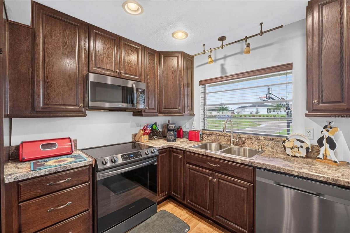 5838 OLD BARTOW EAGLE LAKE ROAD — photo 15 of 65