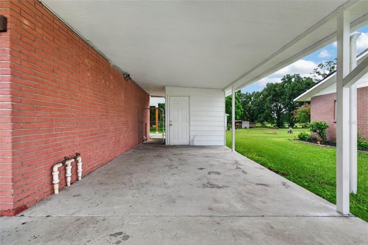 5838 OLD BARTOW EAGLE LAKE ROAD — photo 5 of 65
