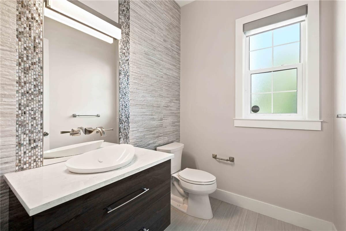 21724 DEER POINTE CROSSING — photo 30 of 46