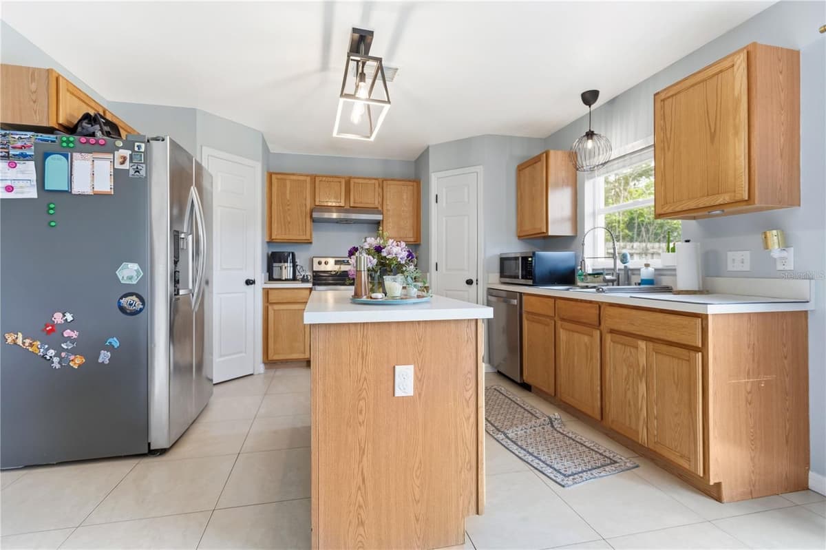 10304 RIVER BREAM DRIVE — photo 9 of 45