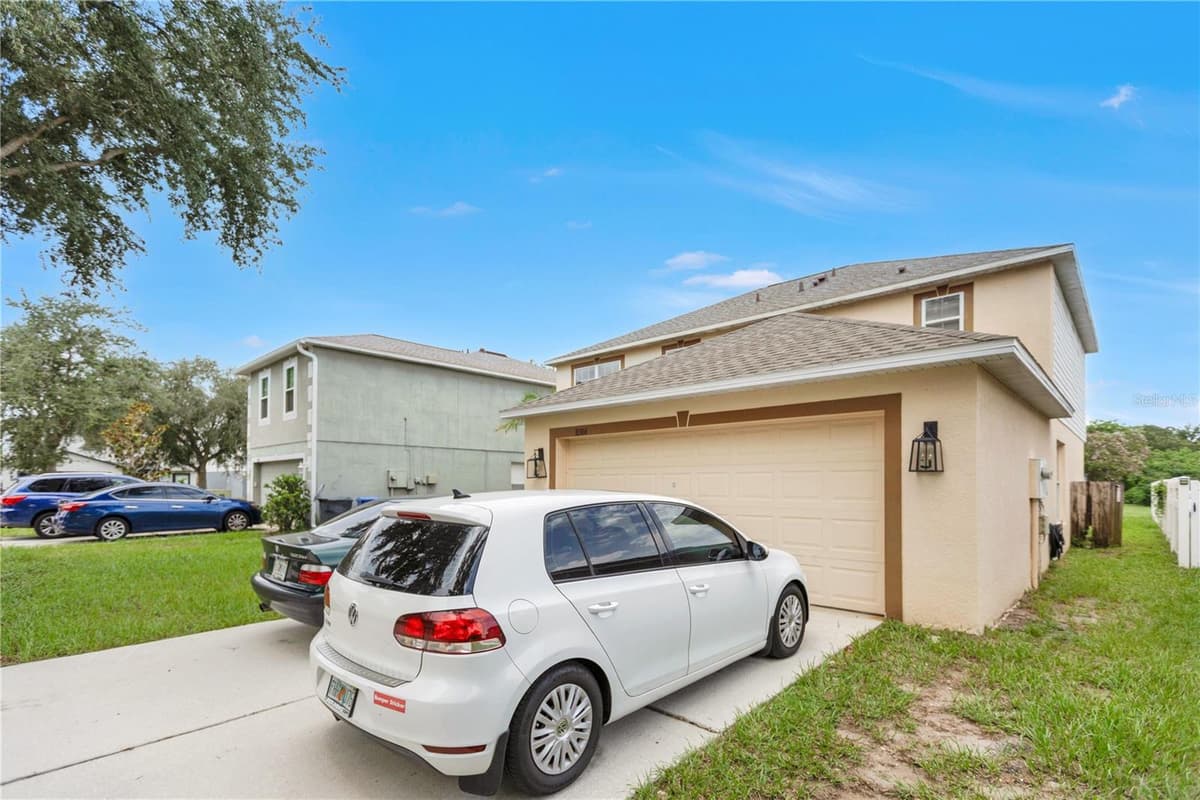 10304 RIVER BREAM DRIVE — photo 3 of 45