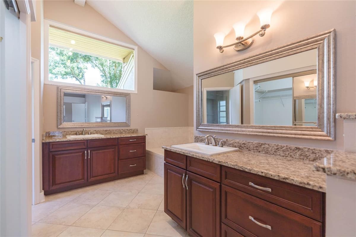 1405 OXFORDSHIRE COURT — photo 40 of 73