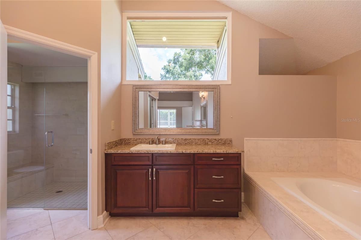1405 OXFORDSHIRE COURT — photo 41 of 73