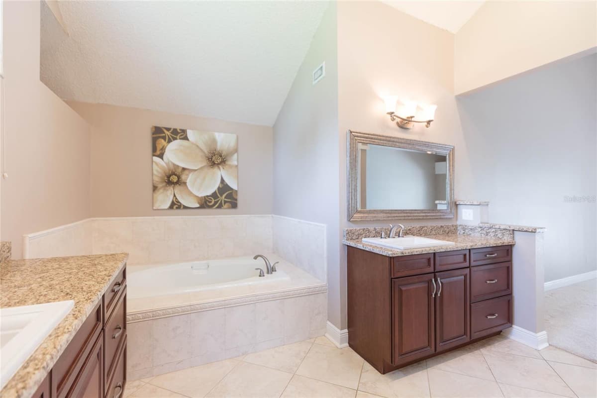 1405 OXFORDSHIRE COURT — photo 43 of 73