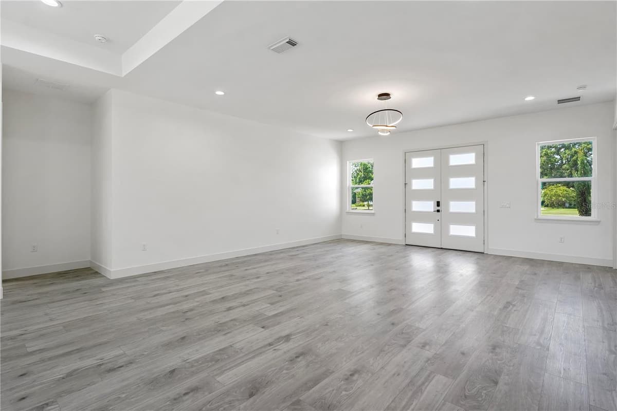 9531 MID SUMMER LANE — photo 31 of 53