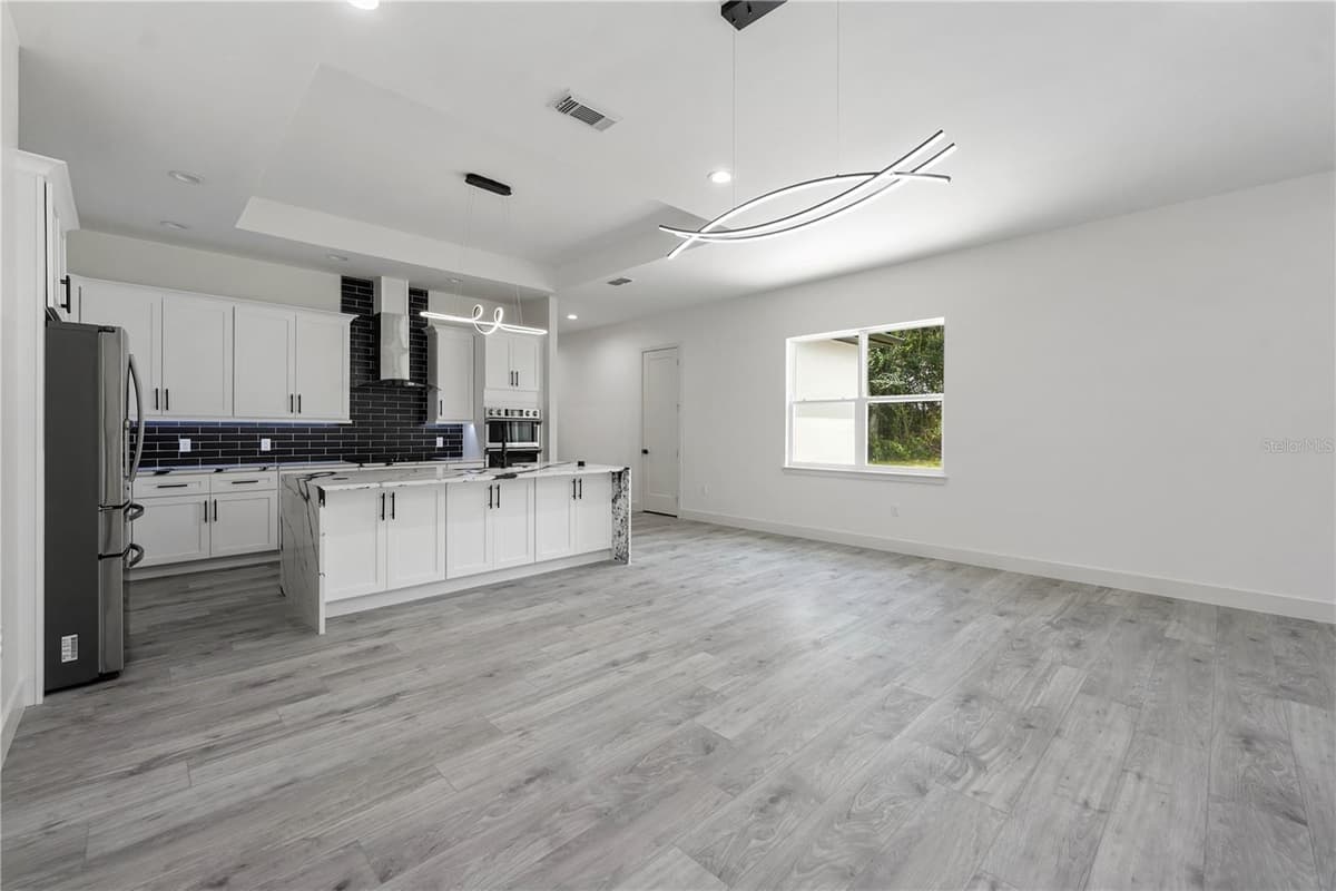 9531 MID SUMMER LANE — photo 35 of 53