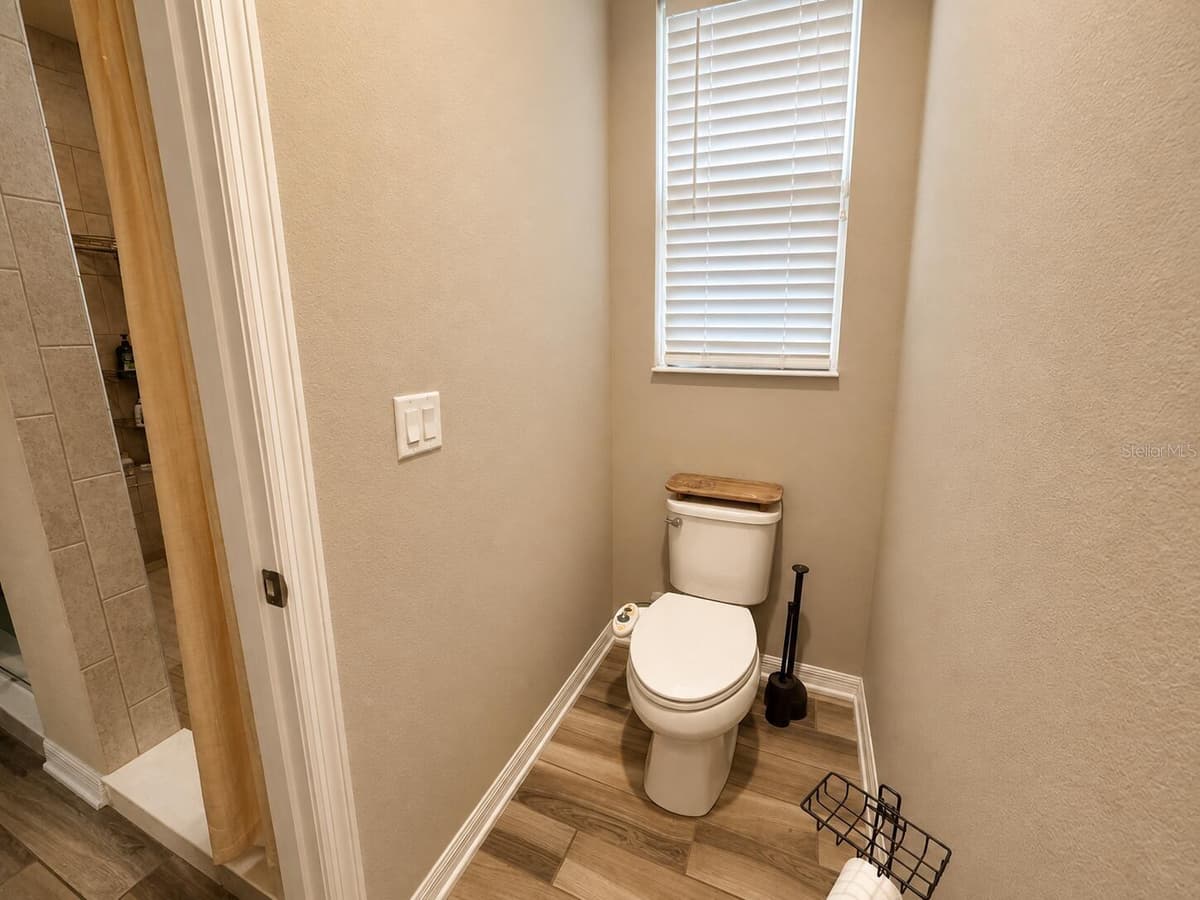 1463 SOURWOOD DRIVE — photo 16 of 34