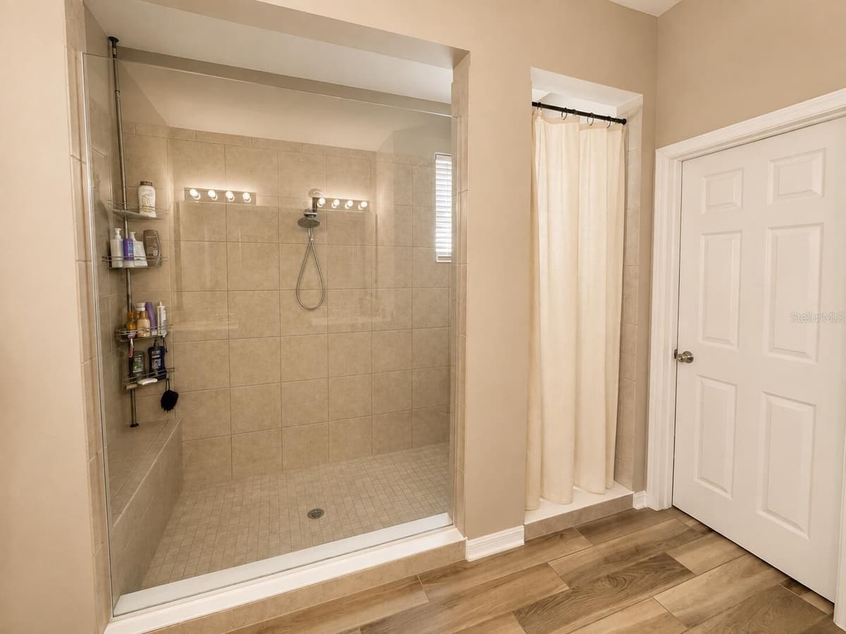 1463 SOURWOOD DRIVE — photo 15 of 34