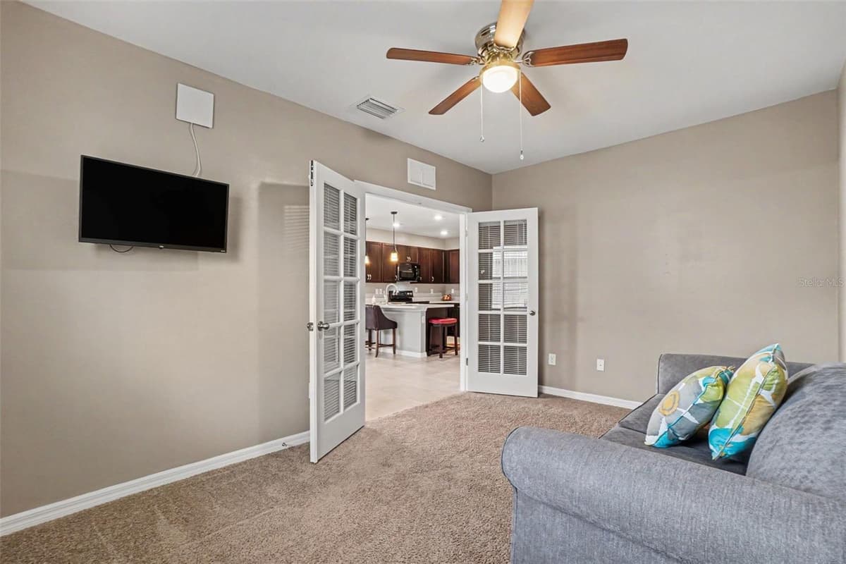 7136 CRYSTAL WAY — photo 15 of 57