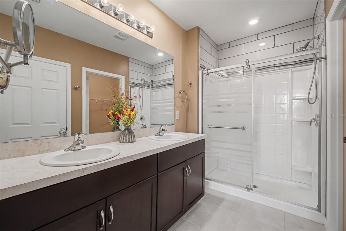 7136 CRYSTAL WAY — photo 18 of 57