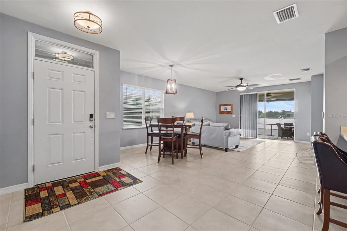 7136 CRYSTAL WAY — photo 4 of 57