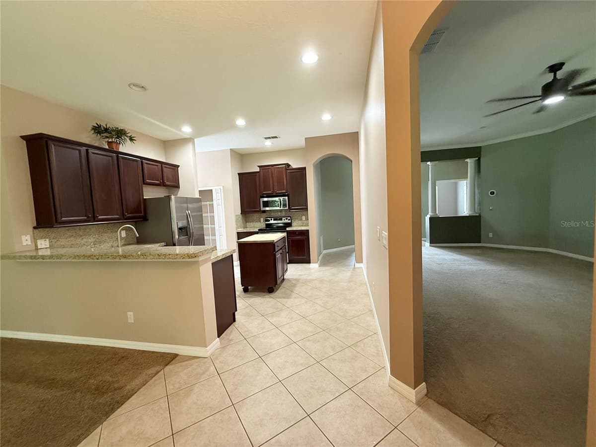 5126 MAJESTIC WOODS PL — photo 14 of 31