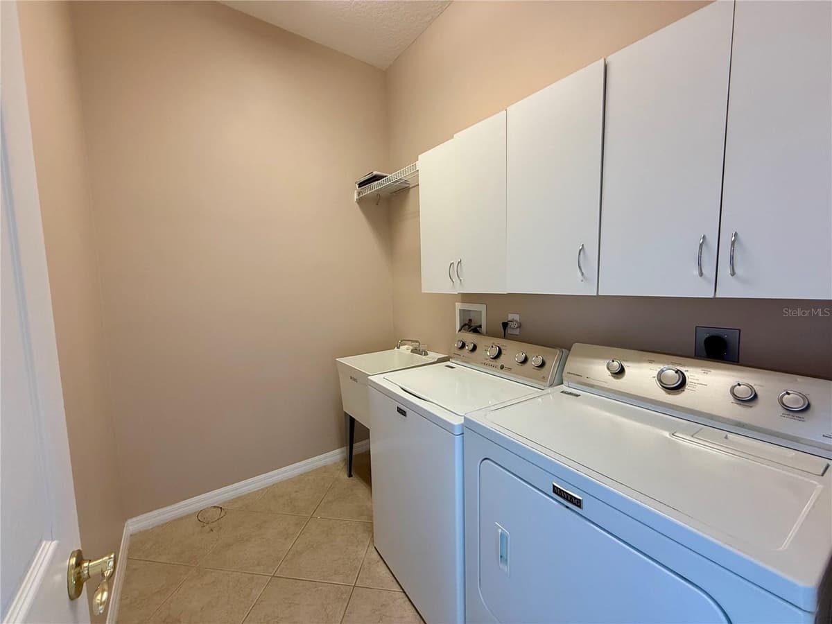 5126 MAJESTIC WOODS PL — photo 18 of 31