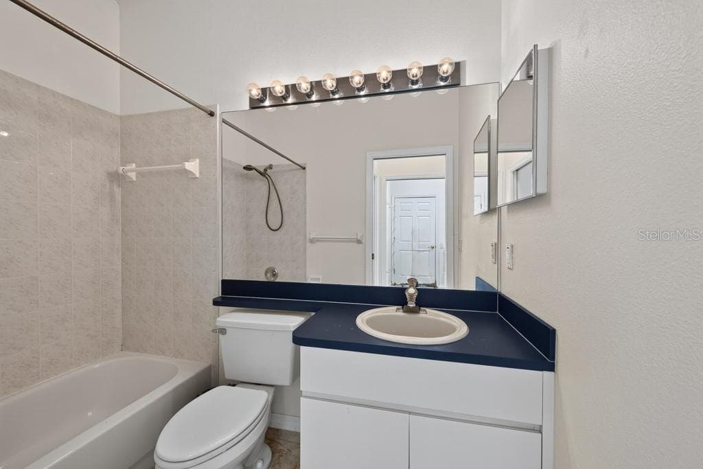 4355 BURNBERRY GLEN COURT — photo 31 of 50