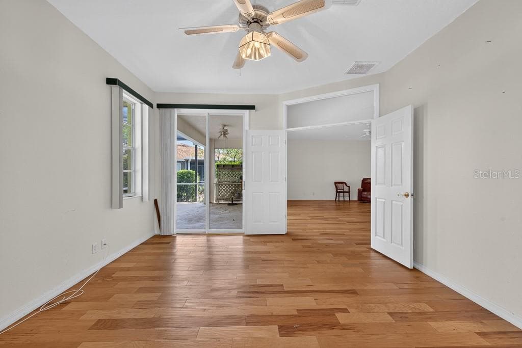 4355 BURNBERRY GLEN COURT — photo 21 of 50