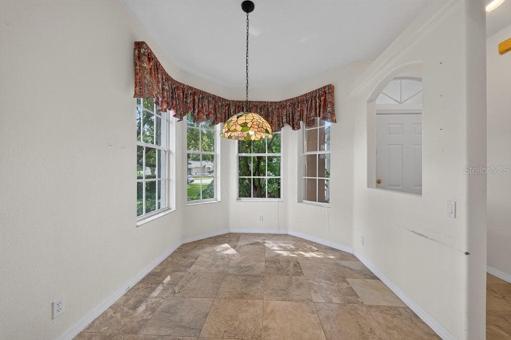 4355 BURNBERRY GLEN COURT — photo 3 of 50