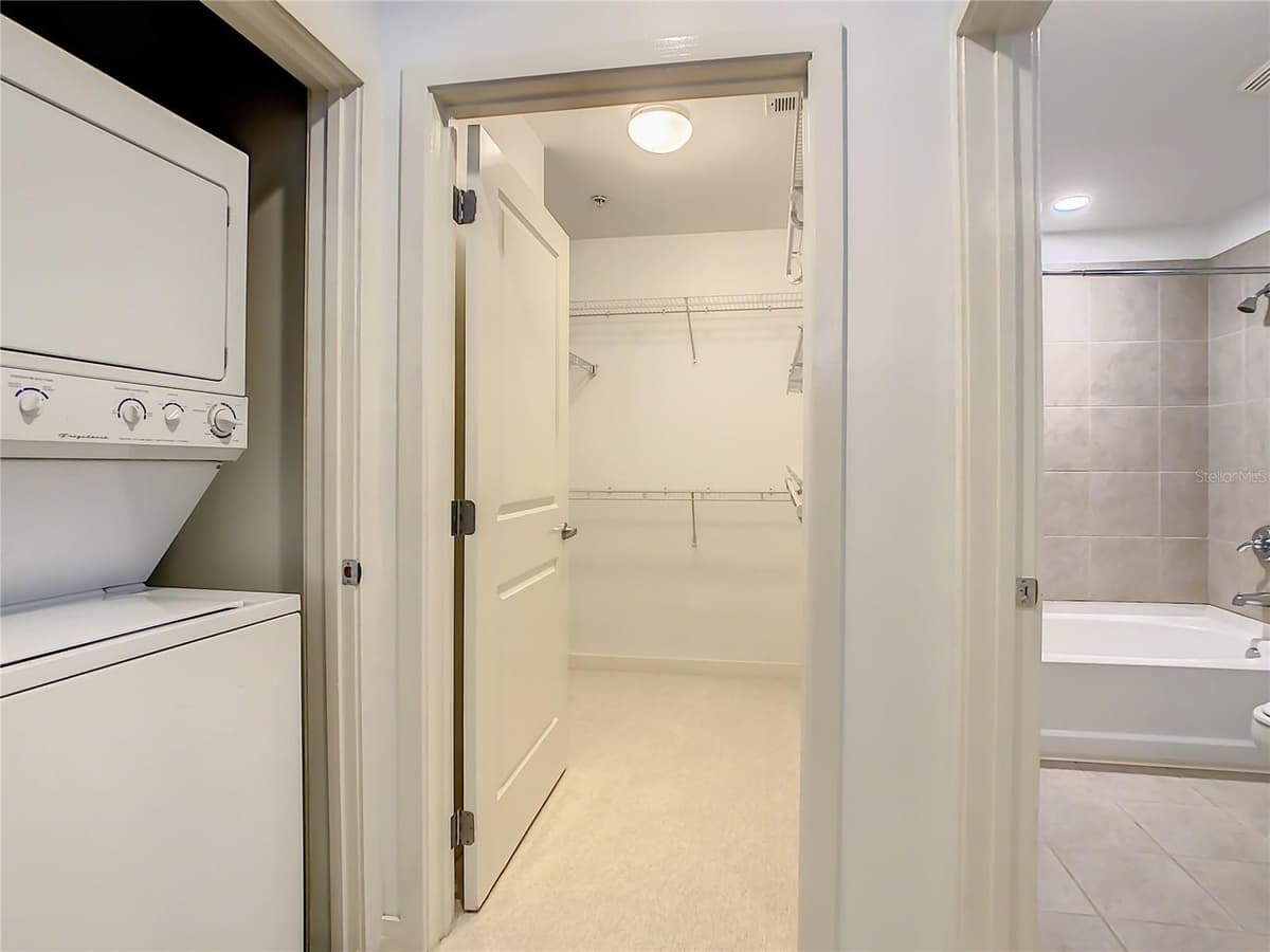 155 COURT AVENUE — photo 19 of 35