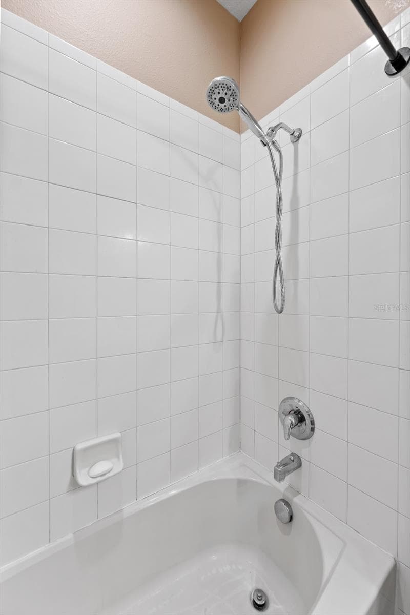 901 PARKER DEN DRIVE — photo 30 of 44
