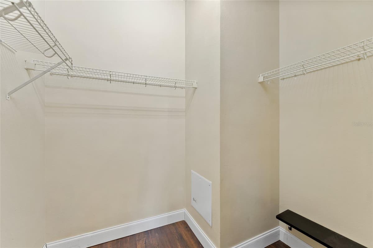 901 PARKER DEN DRIVE — photo 22 of 44