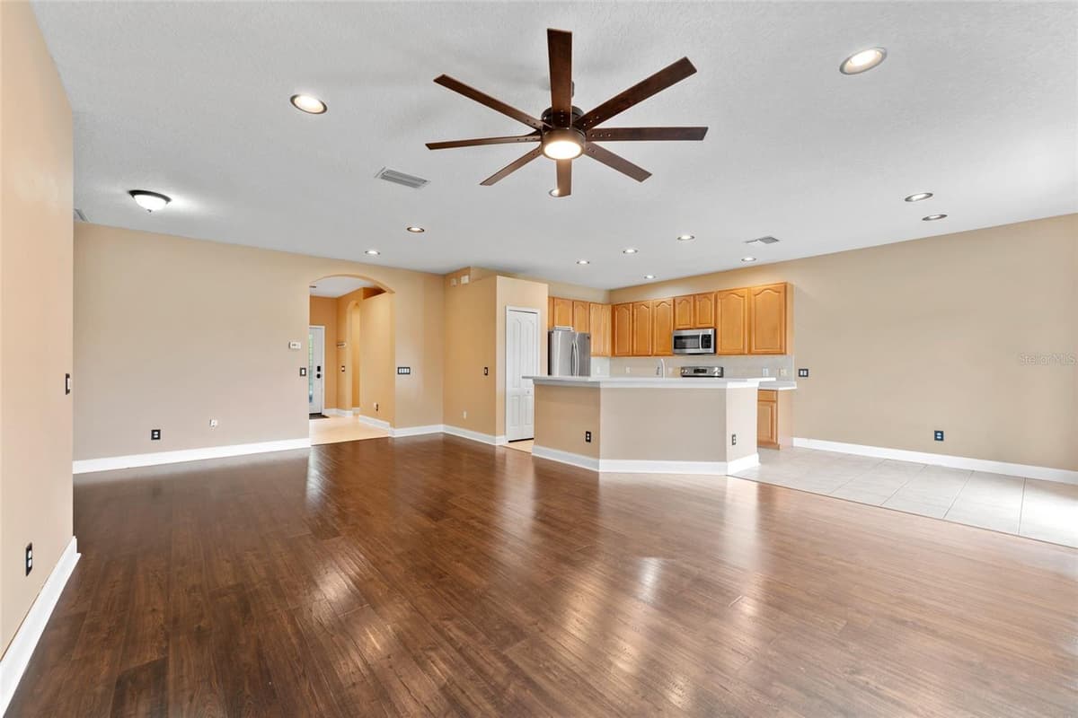 901 PARKER DEN DRIVE — photo 8 of 44