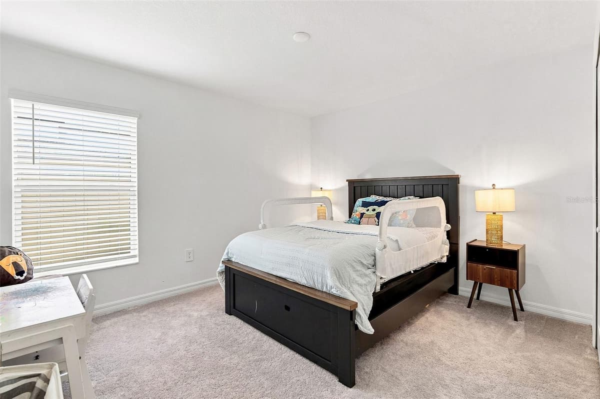 15173 RAINBOW QUARTZ STREET — photo 26 of 41