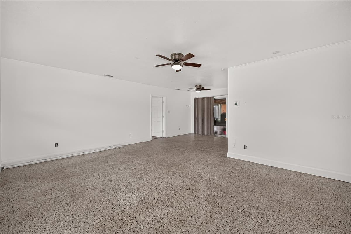 708 PARSONS AVENUE — photo 10 of 52