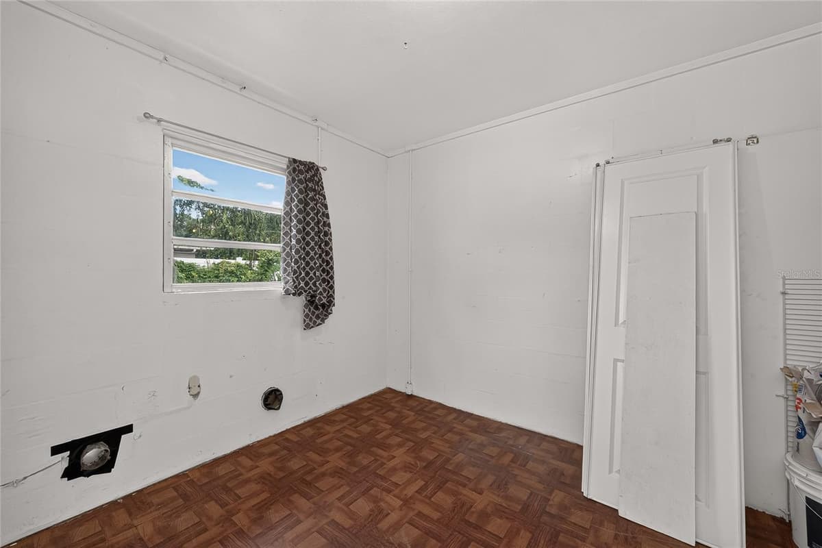 708 PARSONS AVENUE — photo 23 of 52