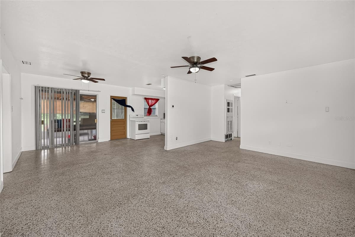 708 PARSONS AVENUE — photo 11 of 52