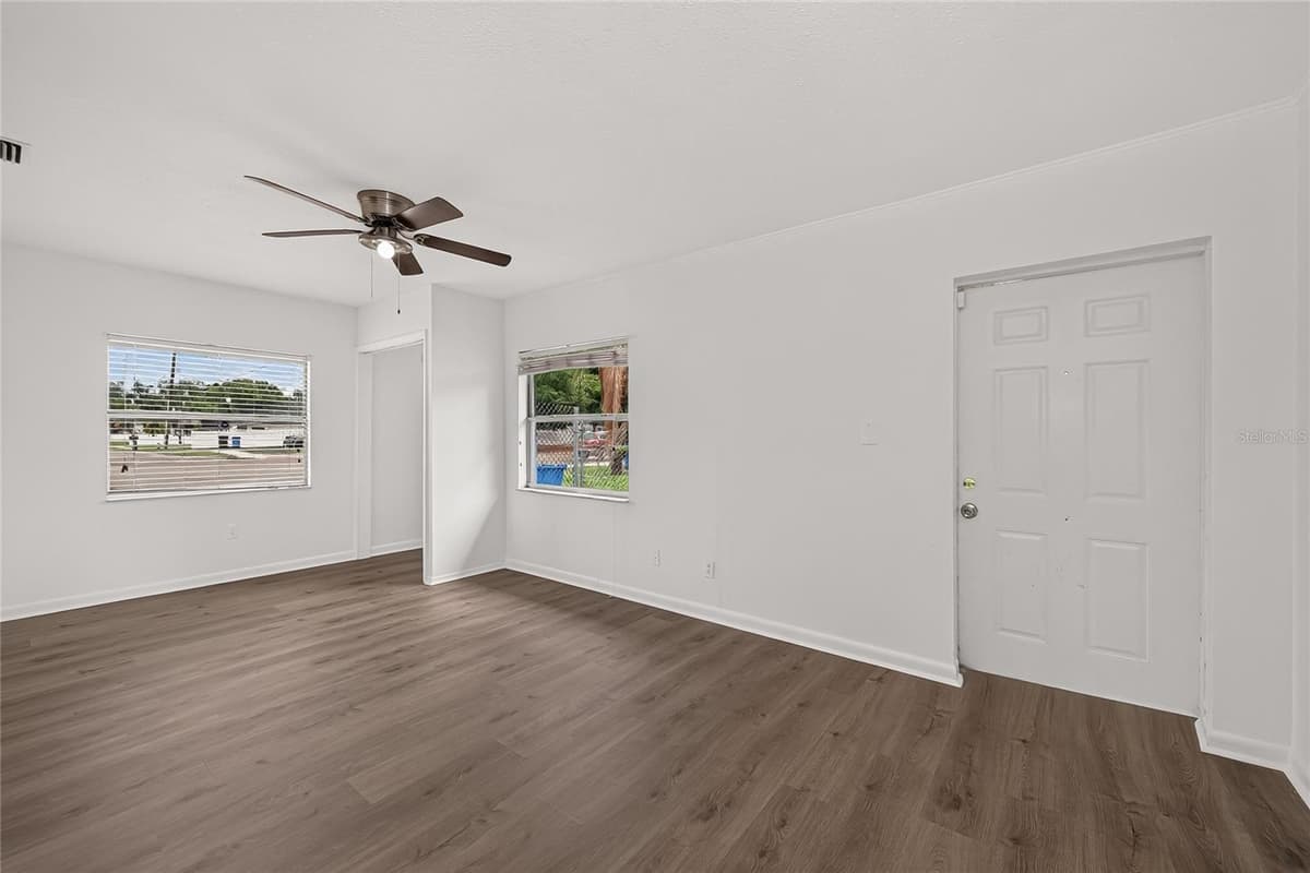 708 PARSONS AVENUE — photo 20 of 52