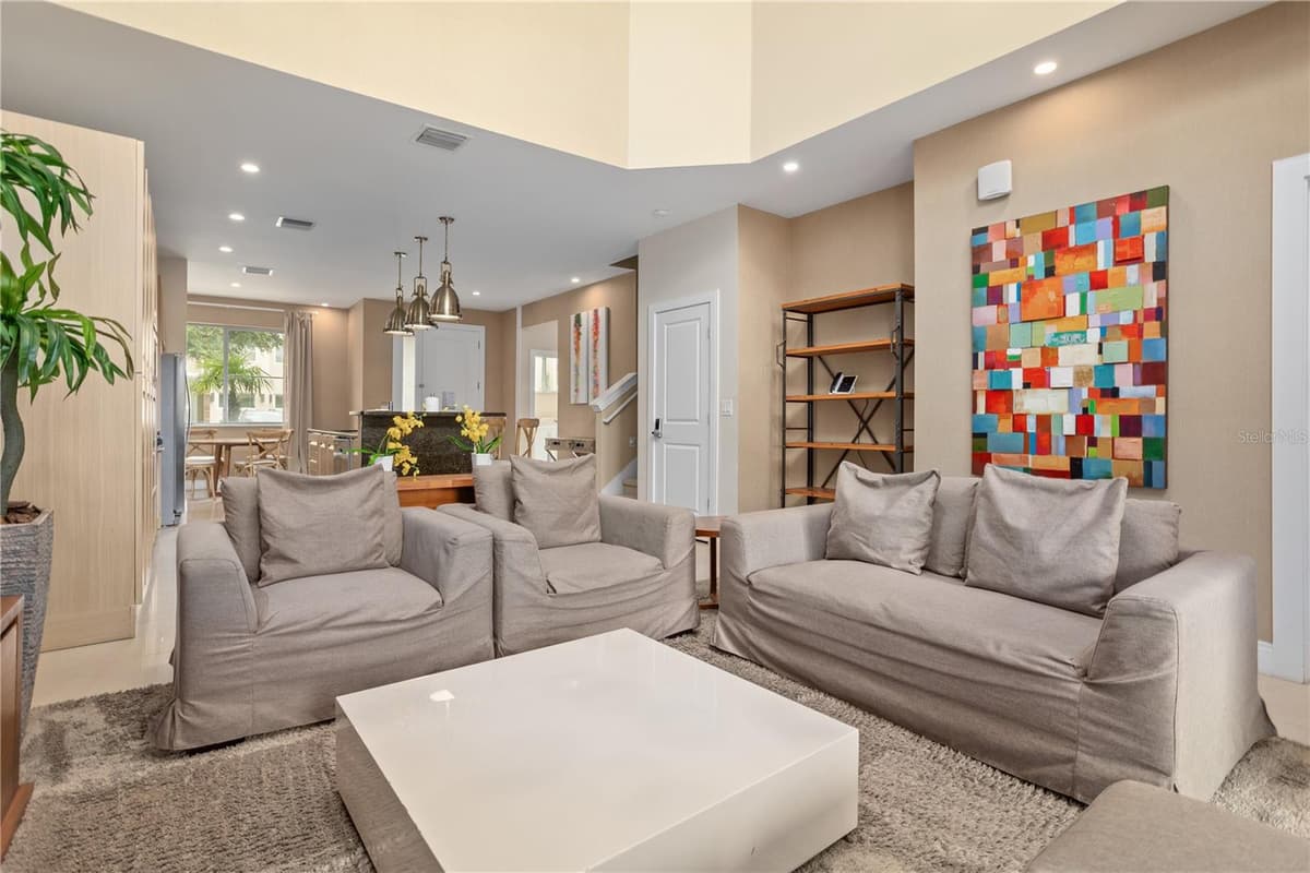 7628 RECIFE DRIVE — photo 17 of 67