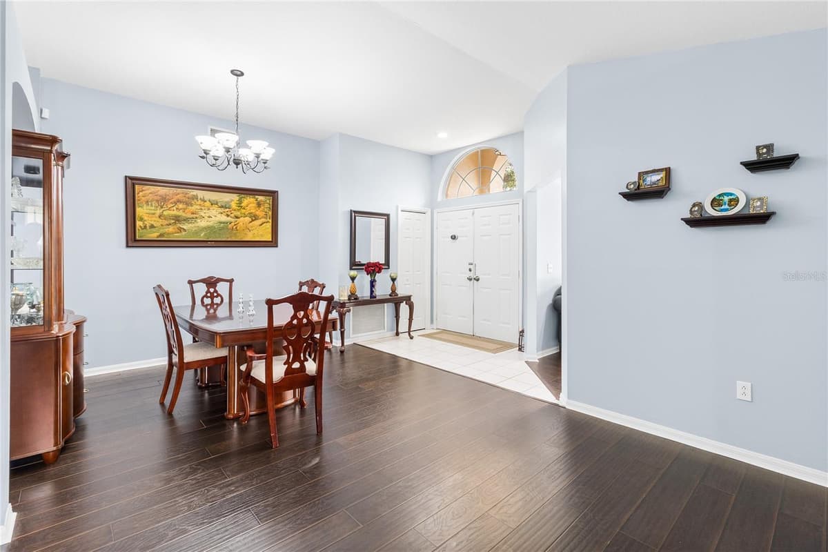 1622 HULETT DRIVE — photo 5 of 38